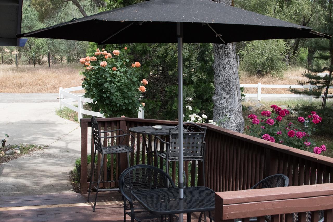 Little Valley Inn Mariposa Bagian luar foto